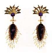 18kt Yellow gold Fancy amethyst and pearl dangle earrings