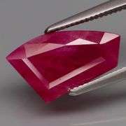 Fancy cut! Heated only! 3.22ct pigeons blood red Burmese Ruby