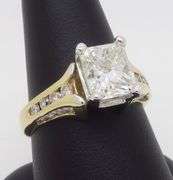 GIA Certified 3.87CTW Earth Mined Diamond Ring