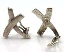 Tiffany&CO 925 Sterling Silver Paloma Picasso Love X Kiss Stud Earrings