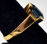 Amazing  18K Yellow Gold Blue London Topaz Gemstone and Diamond Ring