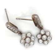 18kt White gold 1ctw diamond flower dangle earrings