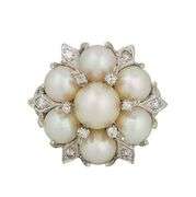 Vintage Pearl and 0.10ctw Diamond Accent Statement Ring in 14K