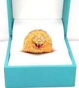 Lion's head ring in 14kt yellow gold with diamond  and ruby