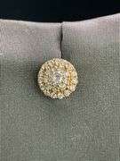 CERTIFIED BRAND NEW 18K YELLOW GOLD DIAMOND STUDS