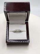 Luxurious Emerald Cut & Round Brilliant Diamond Band - G Color, VS Included, 0.950 Platinum" size 5.