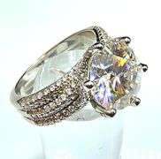 Dazzling 18 Kt Gold Plate Ladies 5 Ct Sparkling White Simulated Lab Diamond Ring