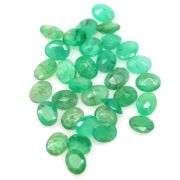 Fantastic color in this 7.37ct 32pc Emerald set!