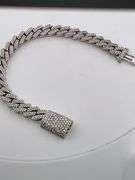 CERTIFIED 14K WHITE GOLD DIAMOND CUBAN LINK BRACELET.