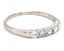 14kt White gold 0.40ctw diamond band