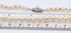 Vintage Graduated Pearl Necklace