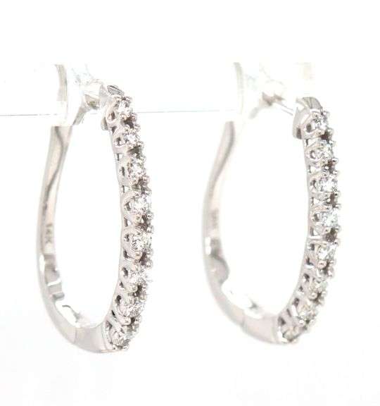 14kt White gold 0.25ctw diamond hoop earrings