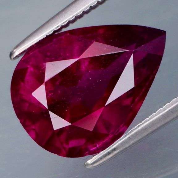 Fiery! 4.16ct all natural violet Rhodolite Garnet