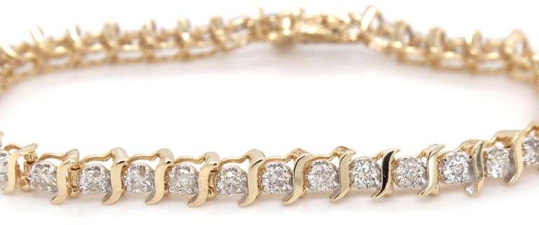 14kt Yellow gold 3ctw Illusion set diamond S tennis bracelet