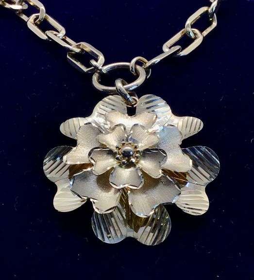 14K Yellow Gold Flower Pendant With Paper Clip Link Chain