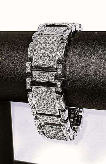 Huge 120 Gram 18 Kt White Gold Plated Saratoga Link Bracelet