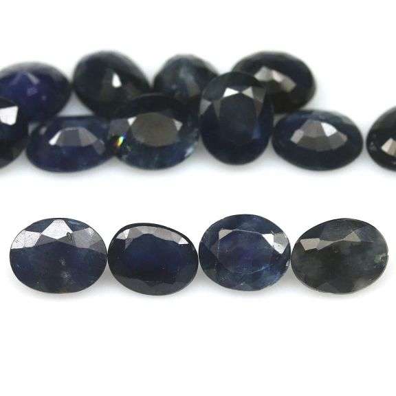Looking for deep color? Then you want this 10.75ct Sapphire set!