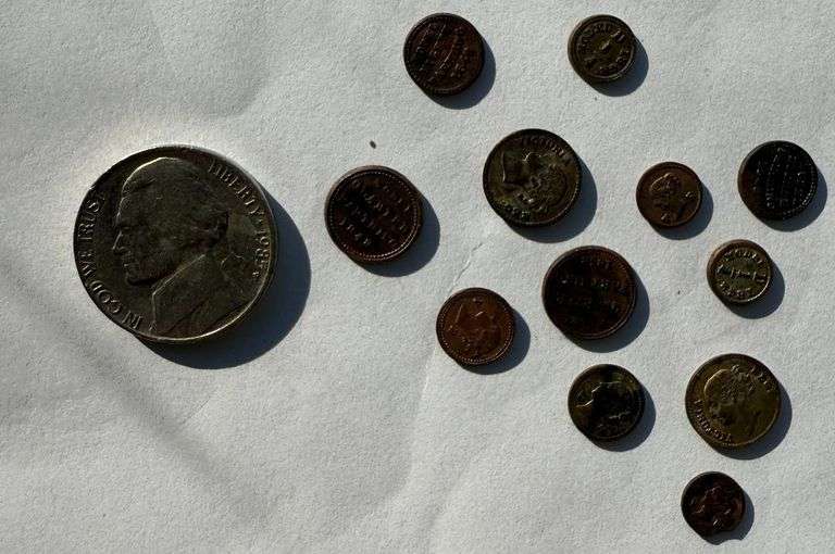 Twelve Great Britain Model or Toy Tokens