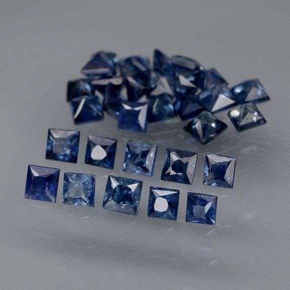 Heated only! 2.82ct top blue sapphire set!
