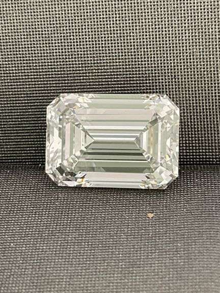 5.00 CARAT LOOSE DIAMOND  EMERALD CUT
