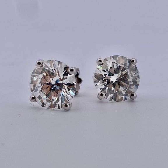 I.G.I CERTIFIED  3.00 CARATS LAB GROWN DIAMOND STUDS. 14K WHITE GOLD