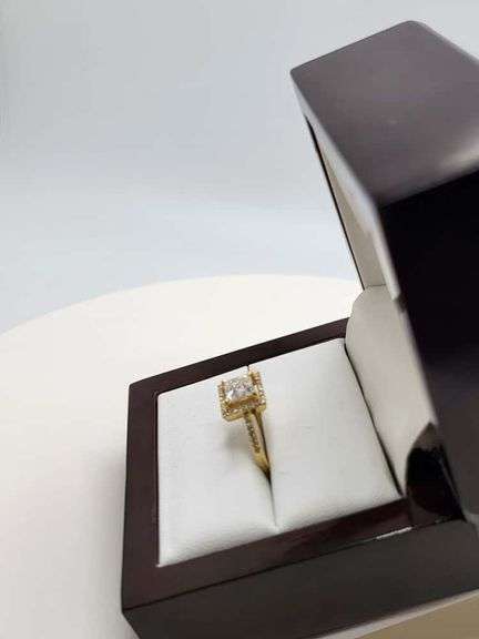 14K gold with 1.15 ctw D, VVS1 lab grown diamond ring