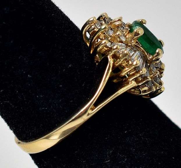 Beautiful 14K Yellow Gold Emerald Gemstone and Diamond Ring