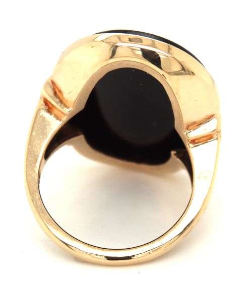 10kt Yellow gold Retro oval onyx ring
