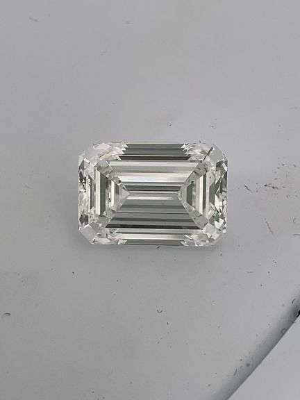 I.G.I CERIFIED 9.48 CARAT DIAMOND
