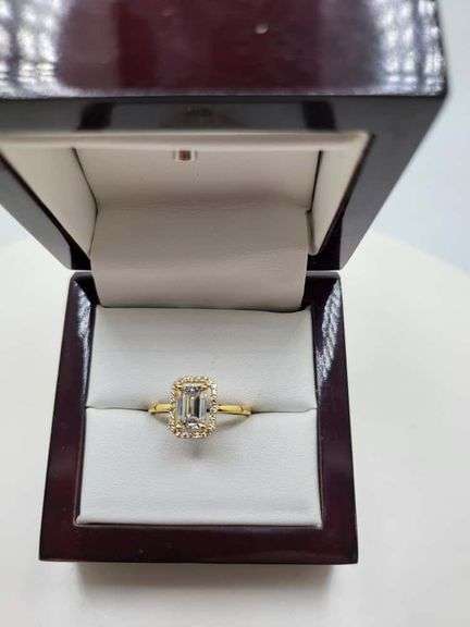 14K gold with 1.35 ctw D, VVS1 lab grown diamond ring