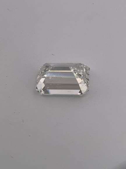 3.00 CARAT LOOSE DIAMOND  EMERALD CUT