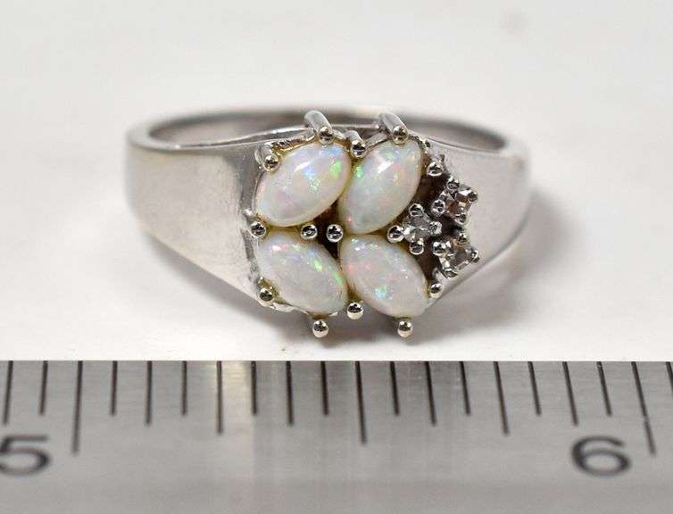 Beautiful 14K White Gold Opal Gemstone  and Diamond Ring