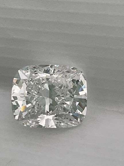 3.00 CARAT LOOSE DIAMOND - CUSHION CUT
