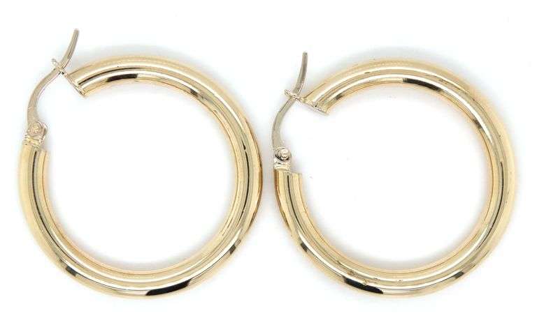 14kt Yellow gold hoop earrings