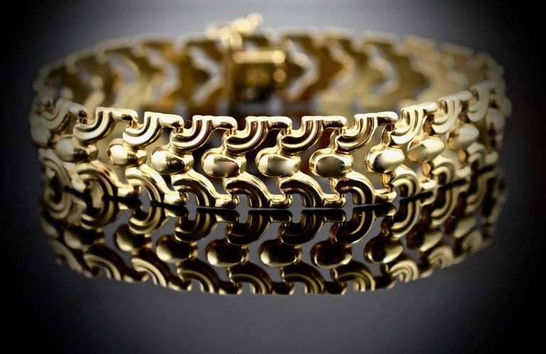 Popular 14K Italian-Made Stampato Bracelet                                                          