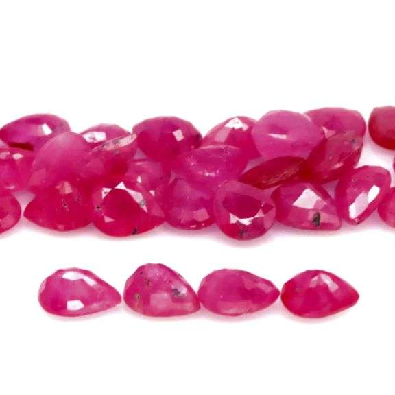 Lovely 10.40ct 31 piece pear cut Ruby set -Heated only!!!