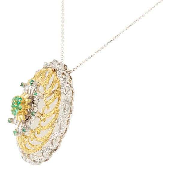 Vintage 1.00ctw Emerald Two Tone Filigree Pendant Necklace in 18K