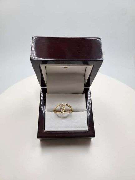 14K gold D, VVS1 lab grown diamond ring