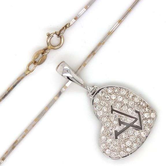 18kt White gold LV diamond heart shaped pendant on Italian chain necklace
