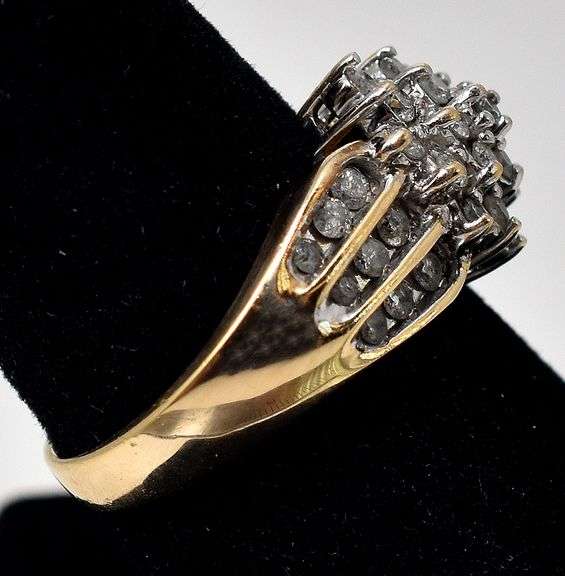 Sparkling 10K Yellow Gold Diamond Ring