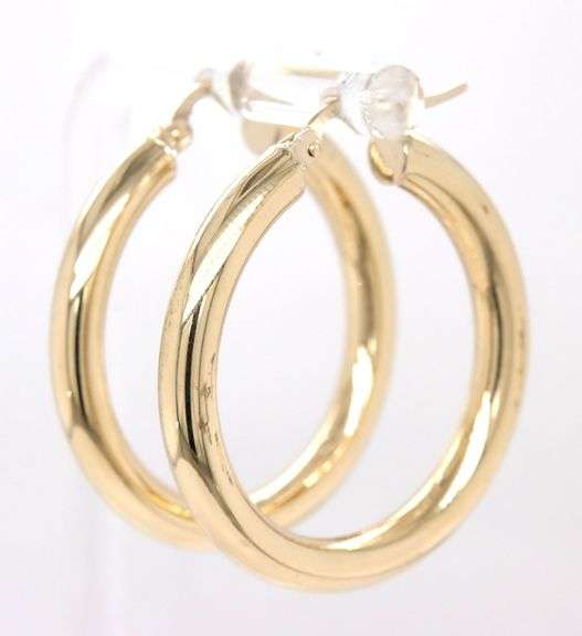 14kt Yellow gold hoop earrings