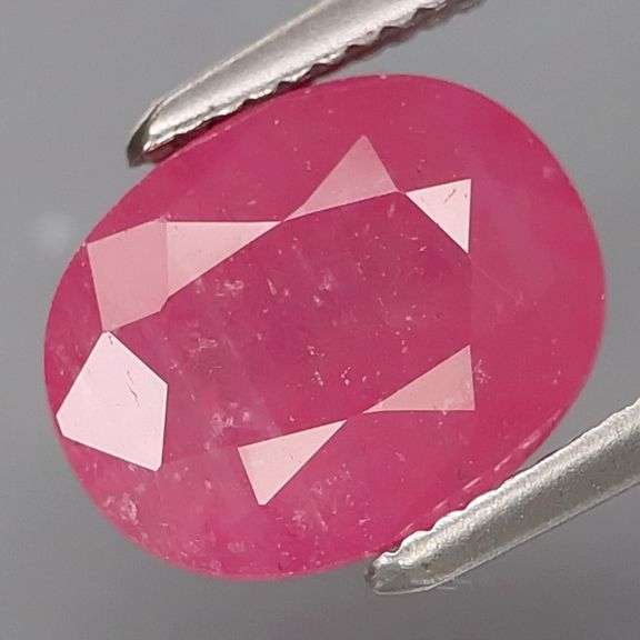 Simply gorgeous 2.73ct pinkish red Ruby -Heated only!!!