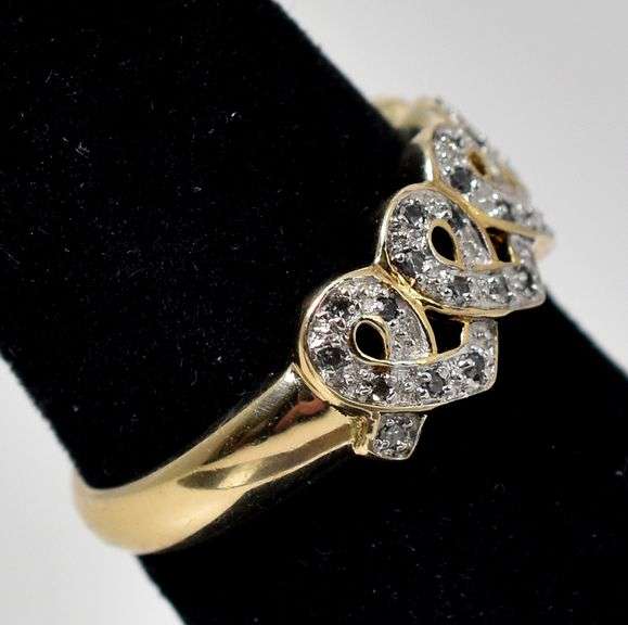 Stunning 14K Yellow Gold Diamond Band Ring