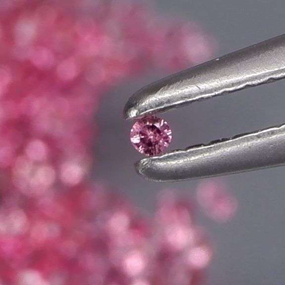 360 piece set of pink Sapphires weighing 2.01 carats!!