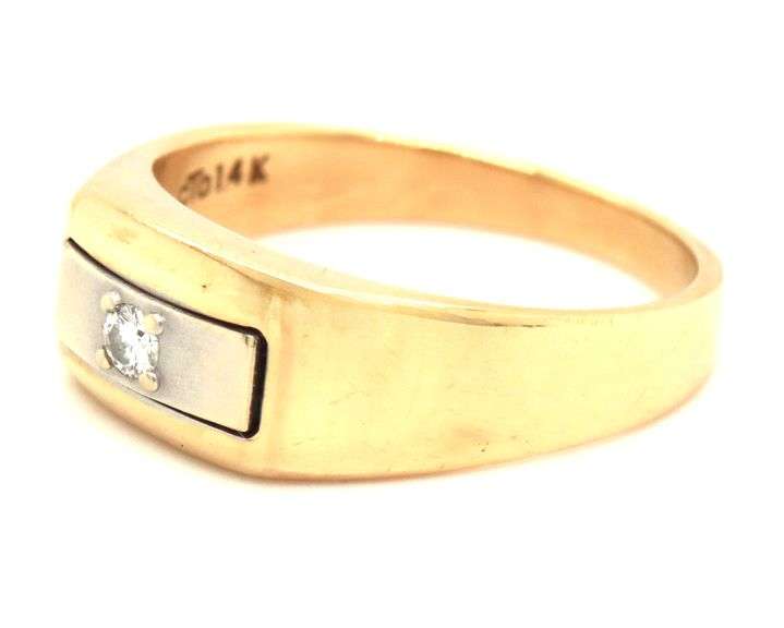 Tasteful 14K Yellow & White Gold Ring with Diamond