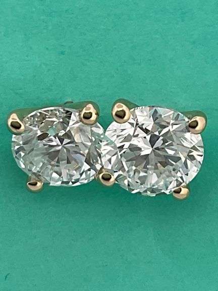 3.00 CARATS LAB GROWN DIAMOND STUDS. BRAND NEW.  14K YELLOW GOLD