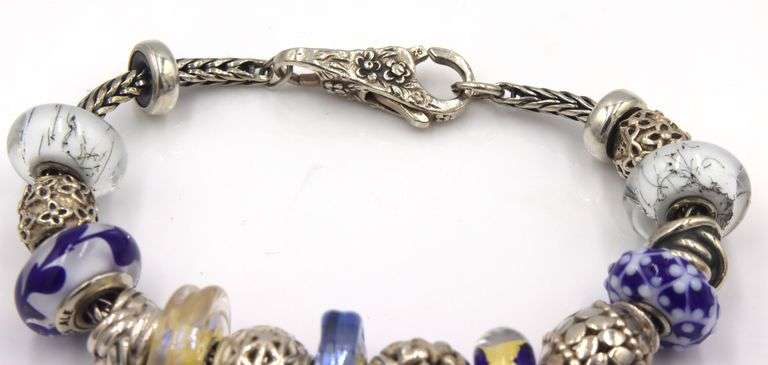 Pandora and Non bracelet with sterling silver