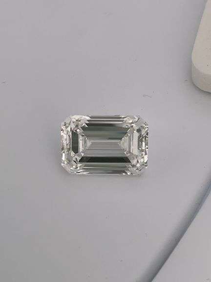 3.00 CARAT LOOSE DIAMOND  EMERALD CUT