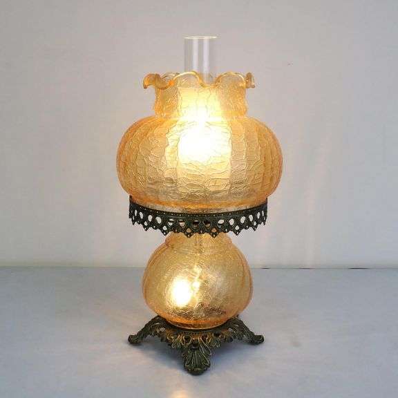 Rose Court Victorian-Style Hurricane Lamp
