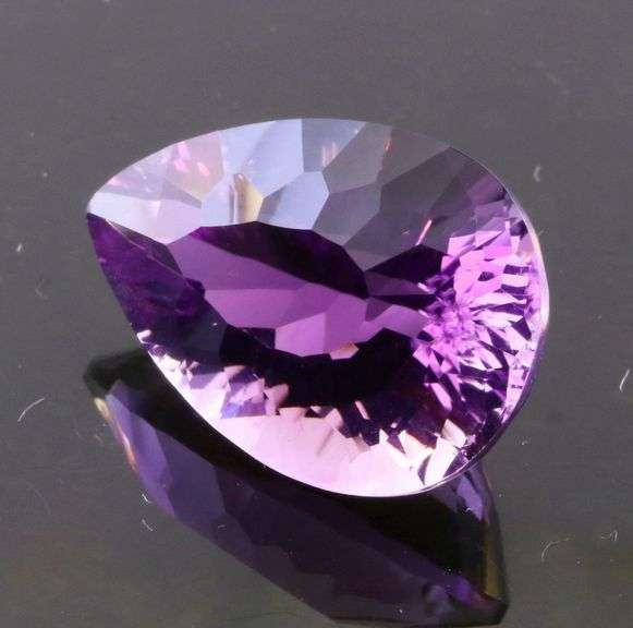 Tremendous 9.28ct natural violet Amethyst
